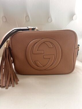 Gucci Pink Pebbled Leather Disco Crossbody Bag